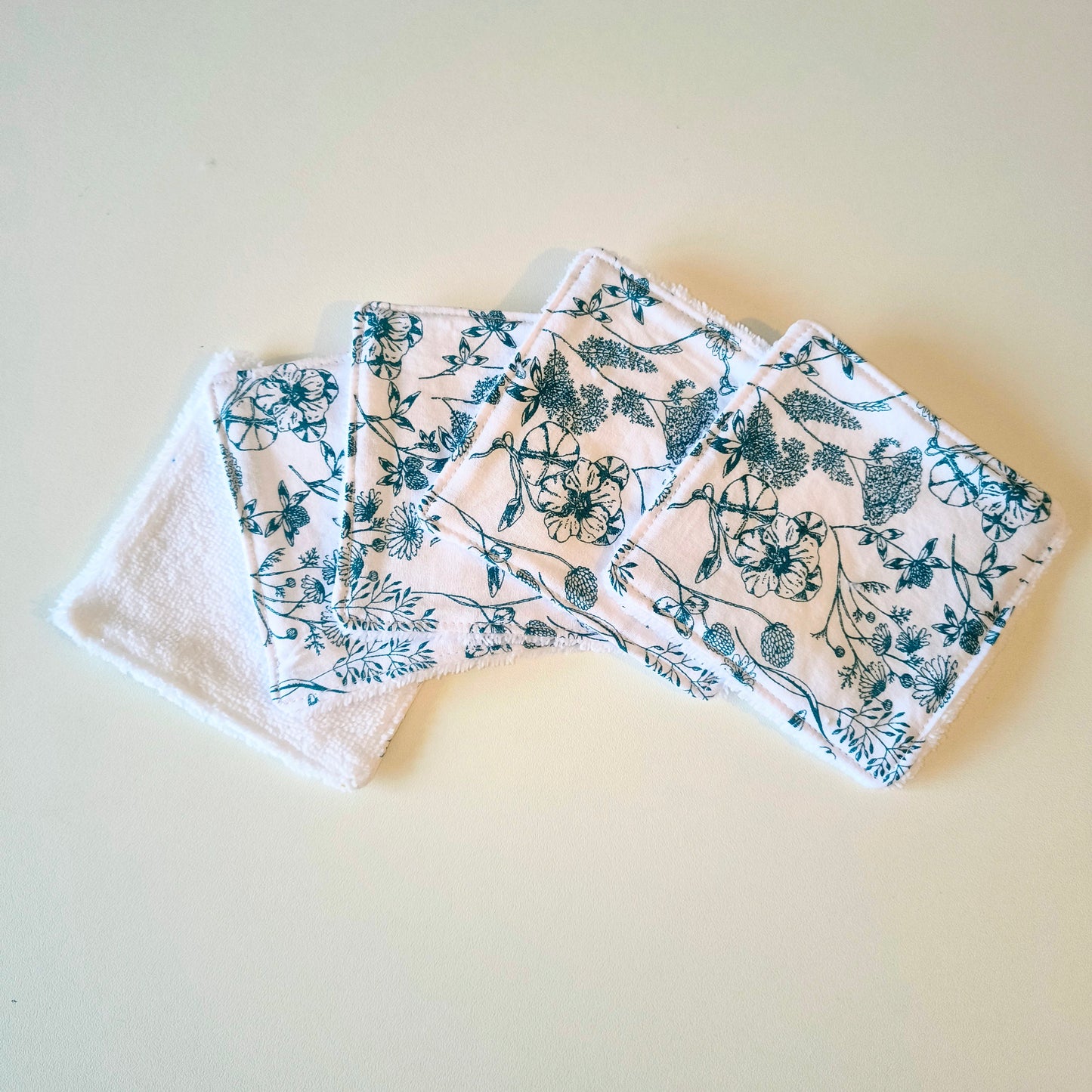 Lingettes démaquillantes x5