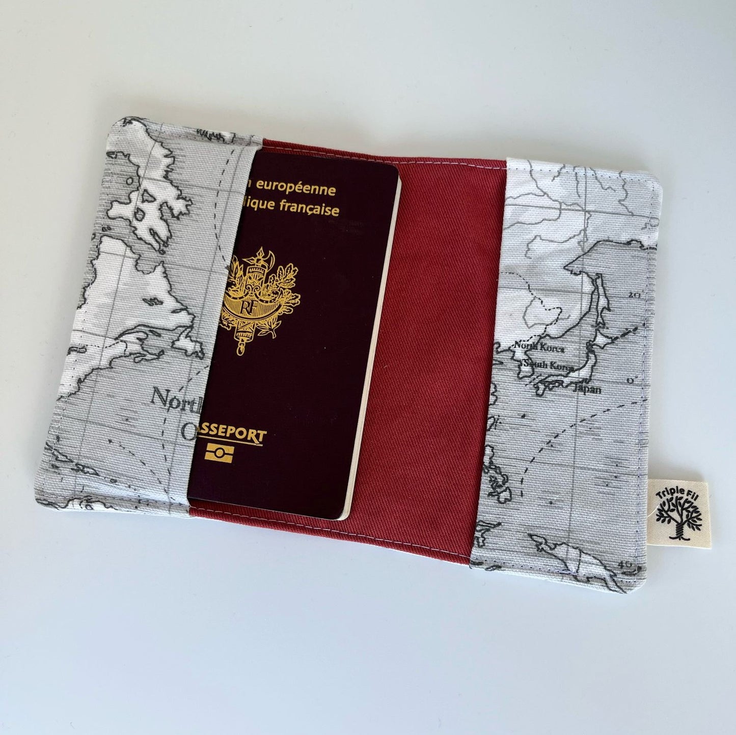 Pochette passeport map monde