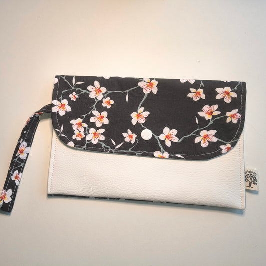 Pochette portefeuille fleurie noire