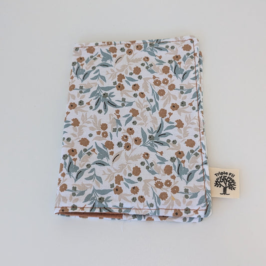 Pochette passeport fleurie camel