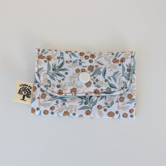 Porte carte - fleuri / bleu ciel